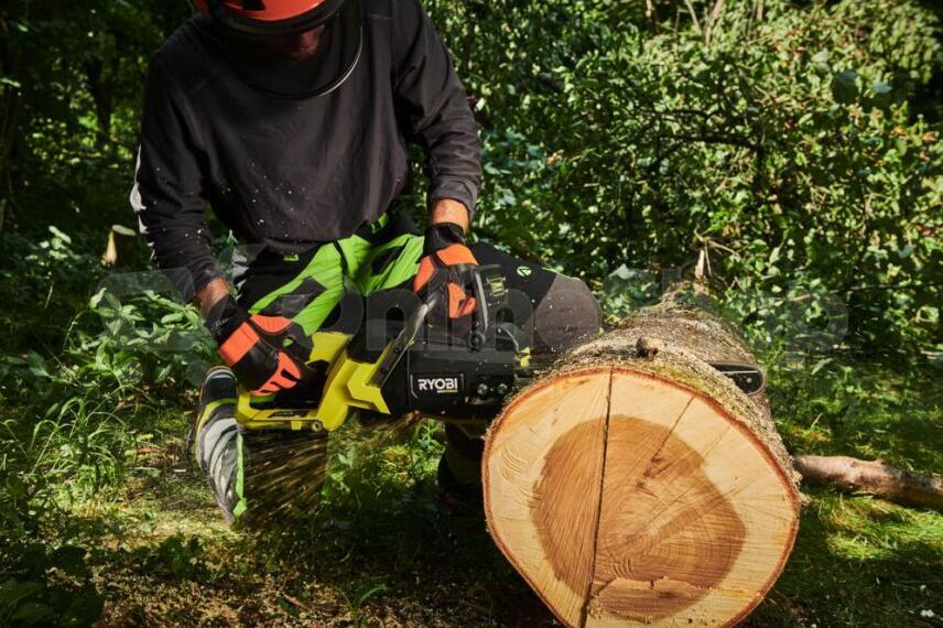 Aku řetězová pila Ryobi RY36CSX40D-0 36V MAX POWER