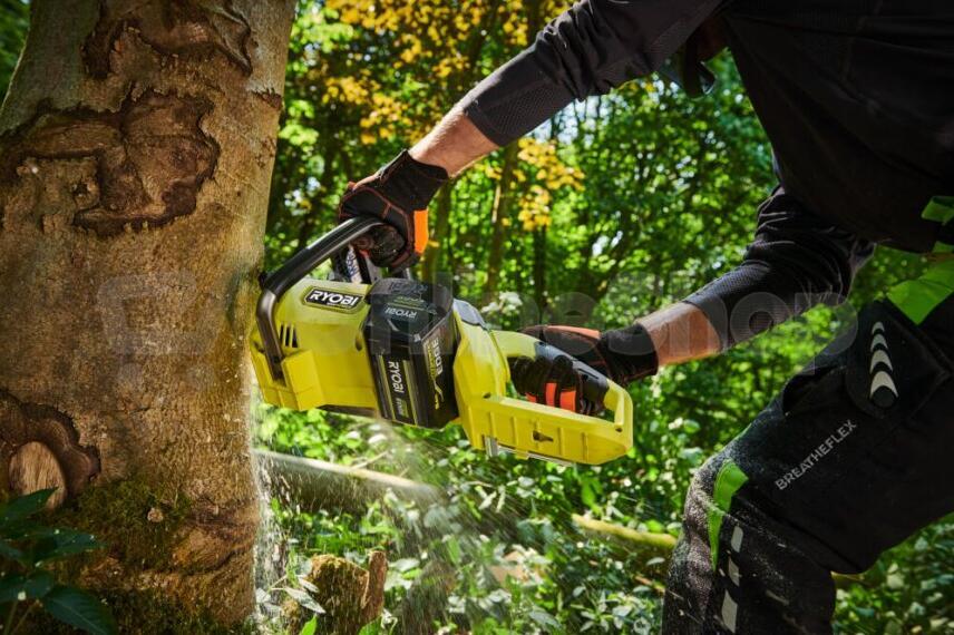 Aku řetězová pila Ryobi RY36CSX40D-0 36V MAX POWER