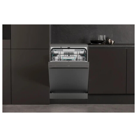 Myčka Hisense HS693A90XAD