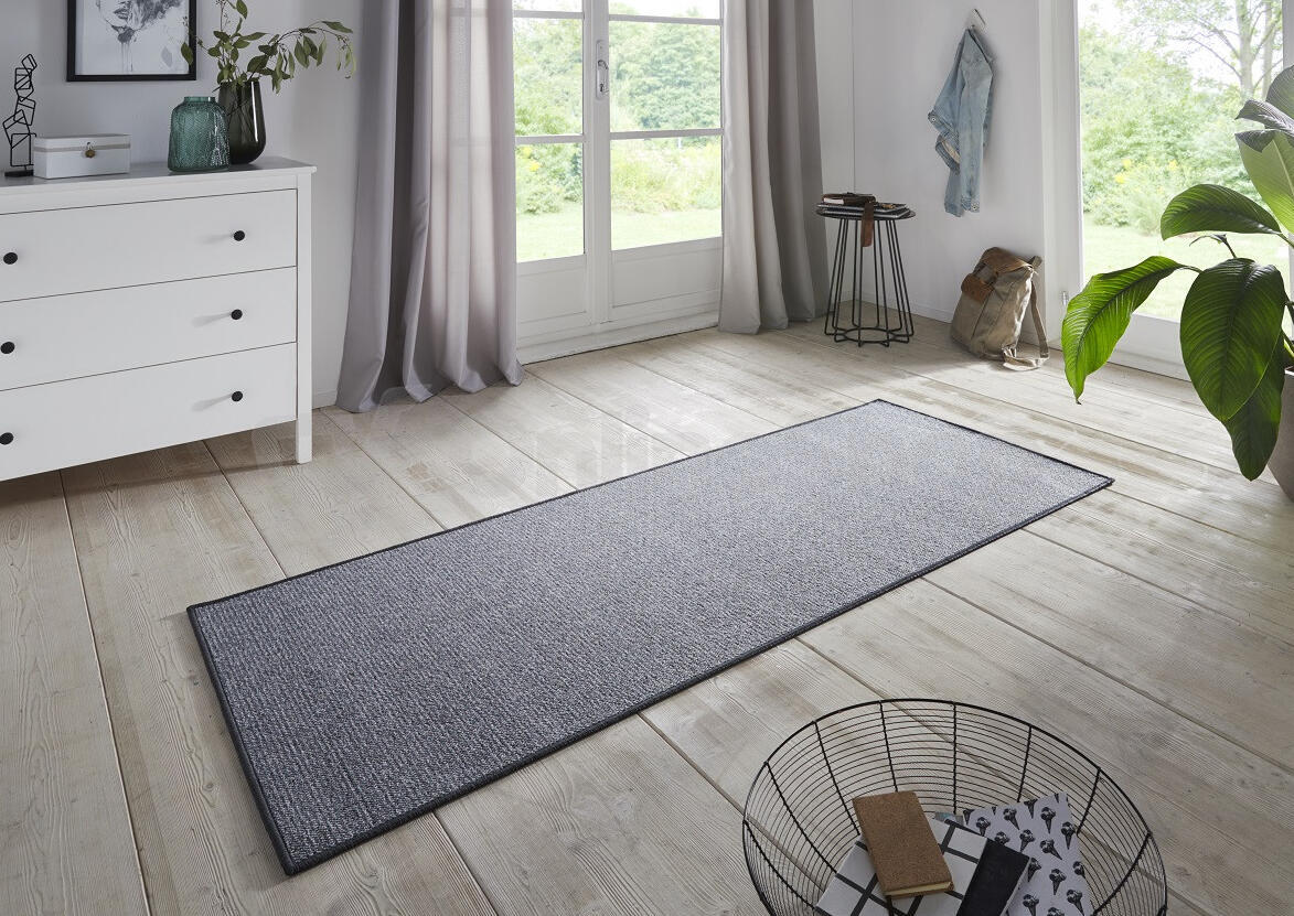 Kusový koberec Bouclé 104433 Grey 80x400