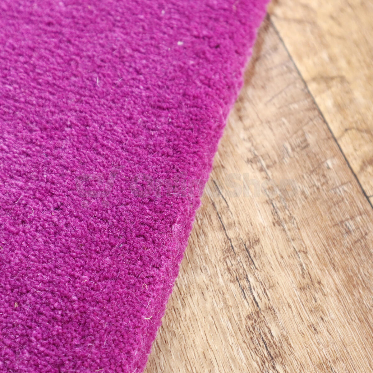 Ručně všívaný kusový koberec Asra wool lila 80x150