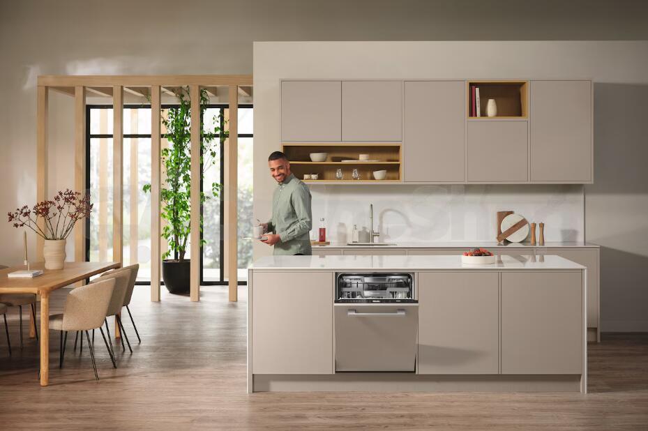 Myčka nádobí Miele G 7790 SCVi K2O AutoDos Obsidian černá