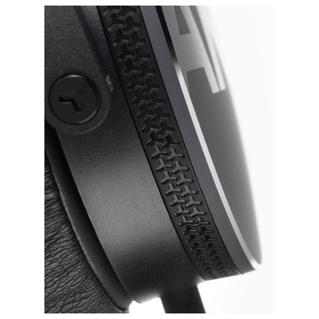 Sluchátka AKG Y50 - černá - AKG Y50 -&nbsp;černá (foto 3)