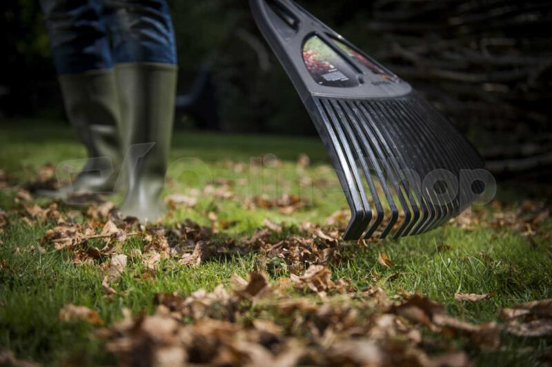 Hrábě Fiskars SolidTM XL
