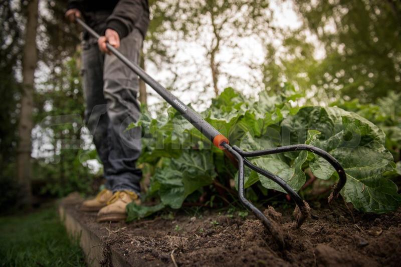 Kultivátor Fiskars SolidTM