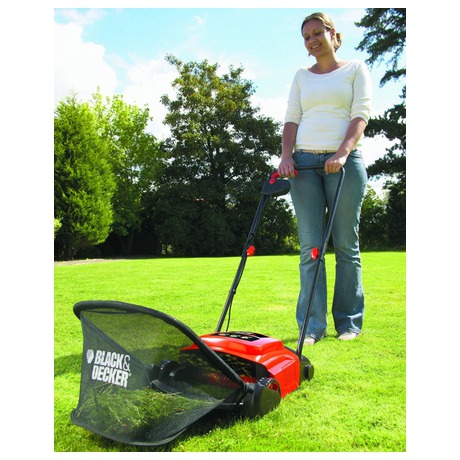 Vertikutátor Black&Decker GD300