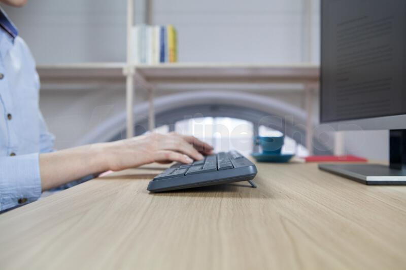 Klávesnice s myší Logitech Wireless Combo MK235, CZ - šedá