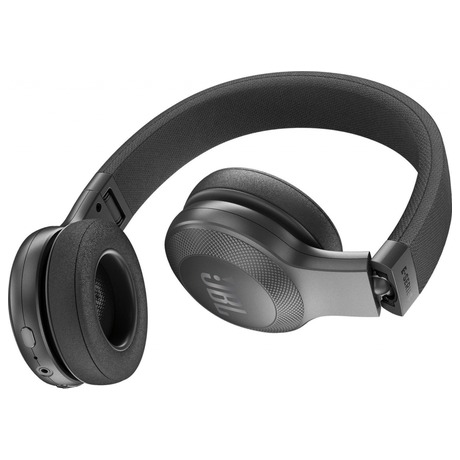 Sluchátka JBL E45BT - černá