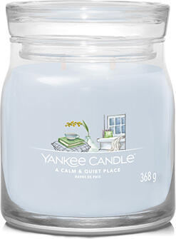 Yankee Candle A Calm & Quiet Place signature svíčka střední 368 g