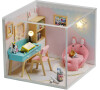 Dvěděti miniatura domečku Studovna