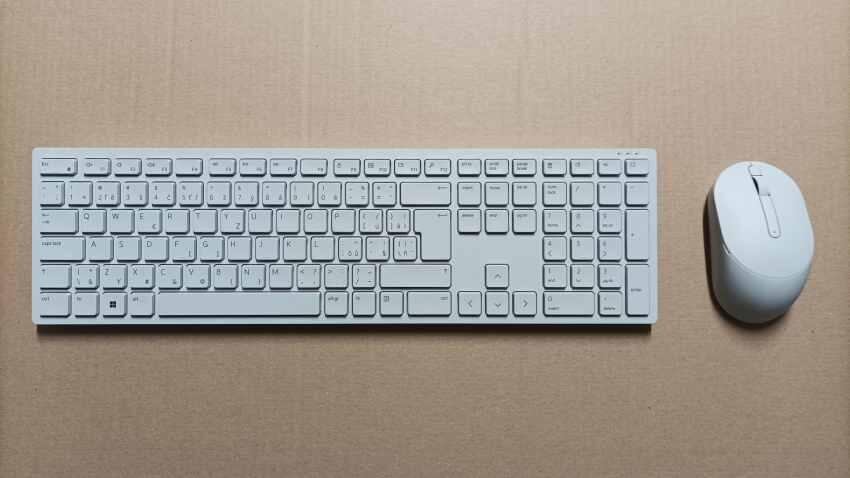 Dell Pro bezdrátová klávesnice a myš - KM5221W - CZ/SK, bílá (580-BBJP)