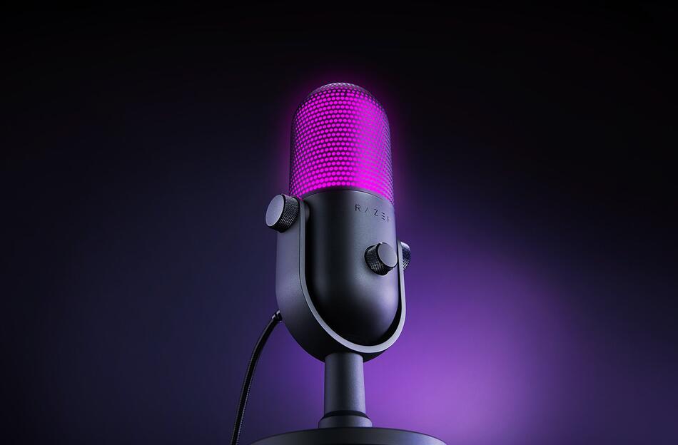 Razer Seiren V3 Chroma - Black (RZ19-05060100-R3M1)
