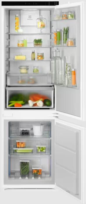 Vestavná chladnička s mrazákem Electrolux 700 ENA7CE18S1
