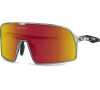 Hatchey Target deep red, smoke clear