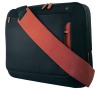Brašna na notebook Belkin Neoprene Messenger Bag 17" - černá/červená