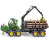 SIKU Farmer - Speditérské auto pro přepravu kmenů John Deere 1:32