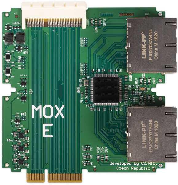 Turris Box Turris MOX E Modul - Super Ethernet (s boxem) (RTMX-ME2BOX) | OnlineShop.cz