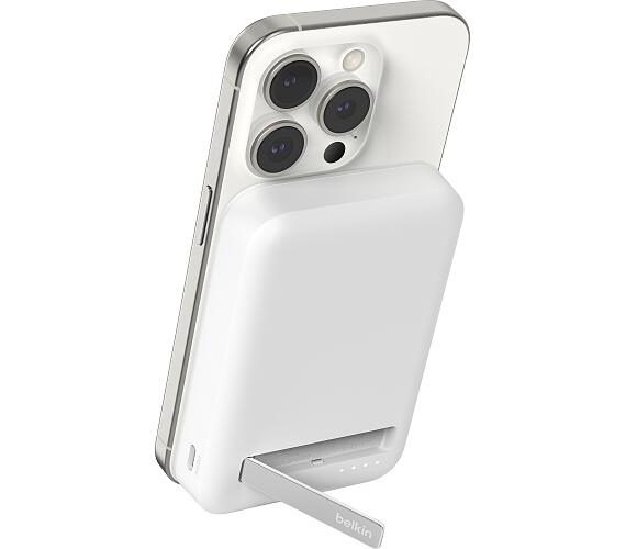 Belkin BOOST CHARGE™ Qi2 Magnetická Bezdrátová PowerBanka se stojánkem