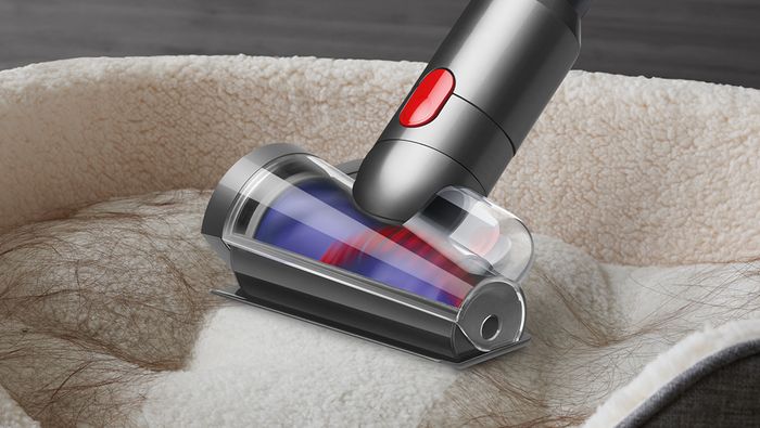 Nástavec Hair Screw Tool sbírá dlouhé chlupy z pelíšku pro mazlíčka